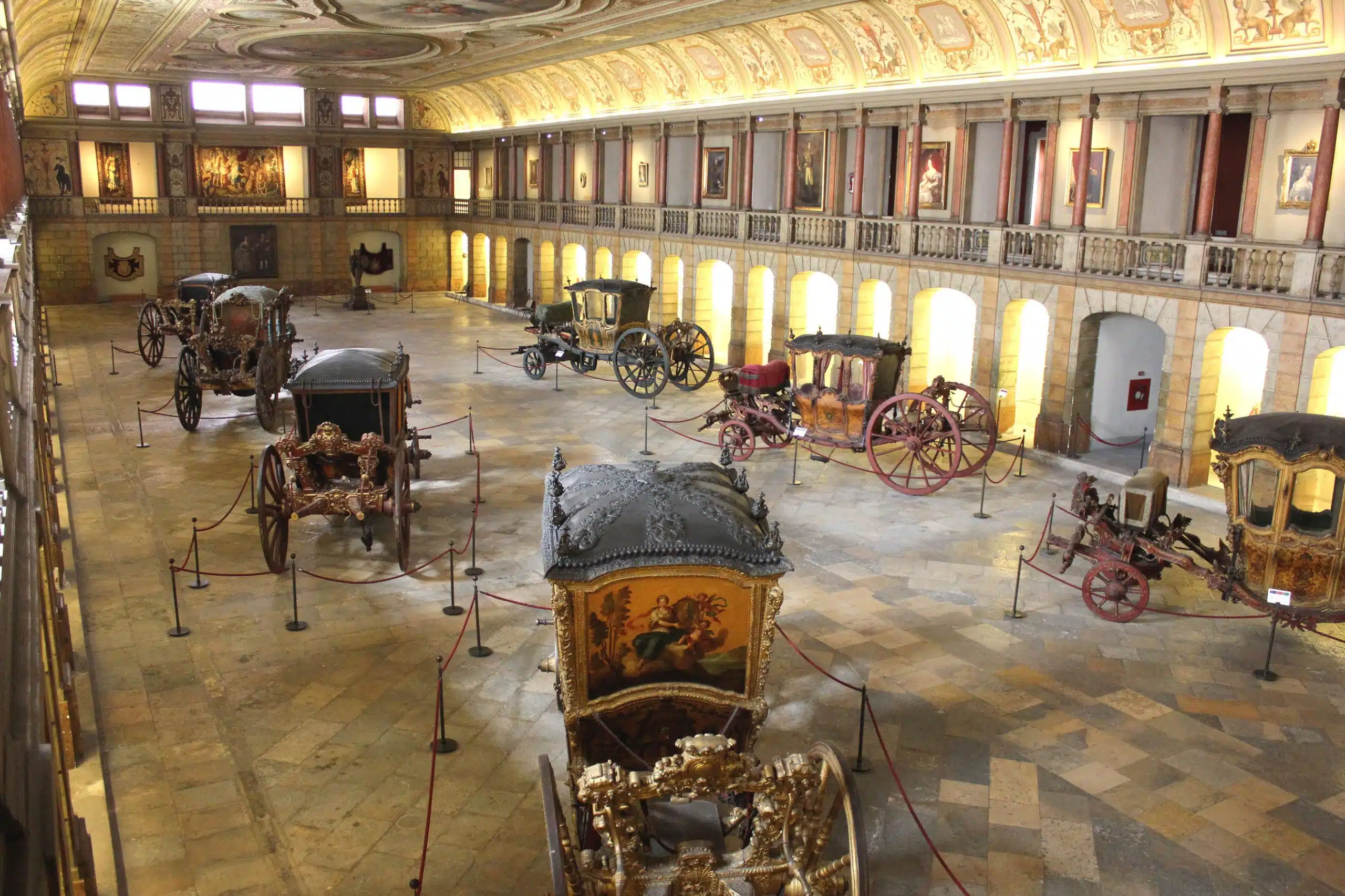 המוזיאון הלאומי לכרכרות (National Coach Museum)